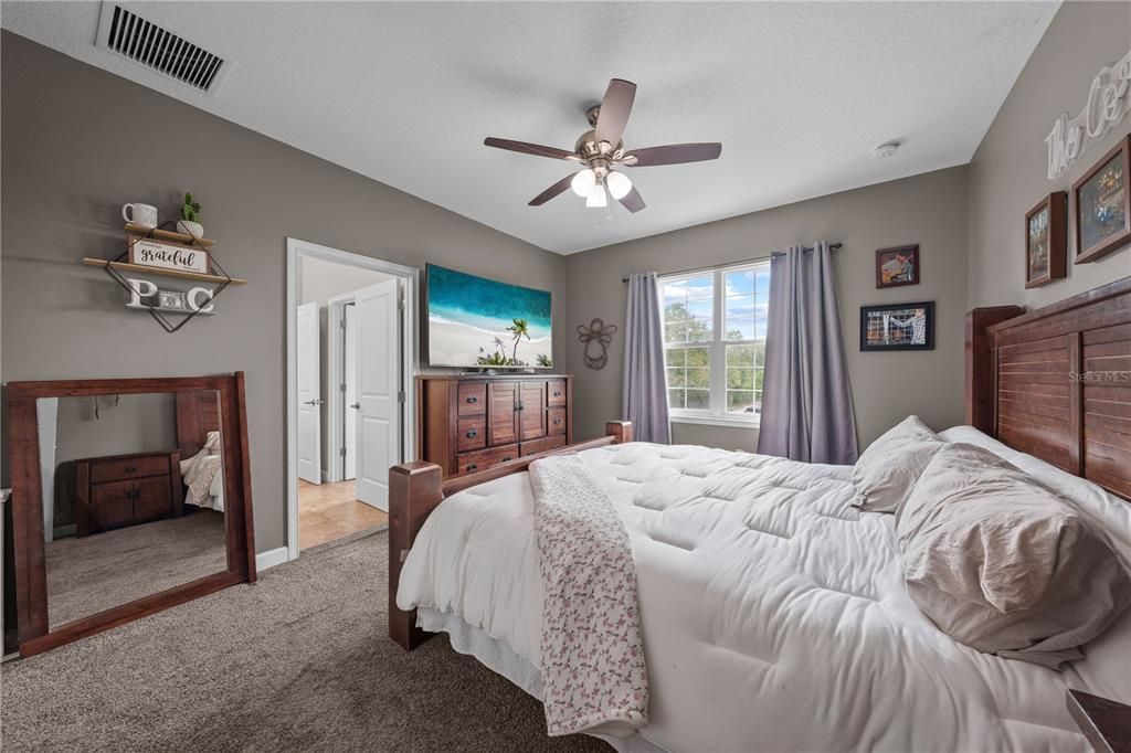 For Sale: $1,699,000 (4 beds, 4 baths, 3350 Square Feet)