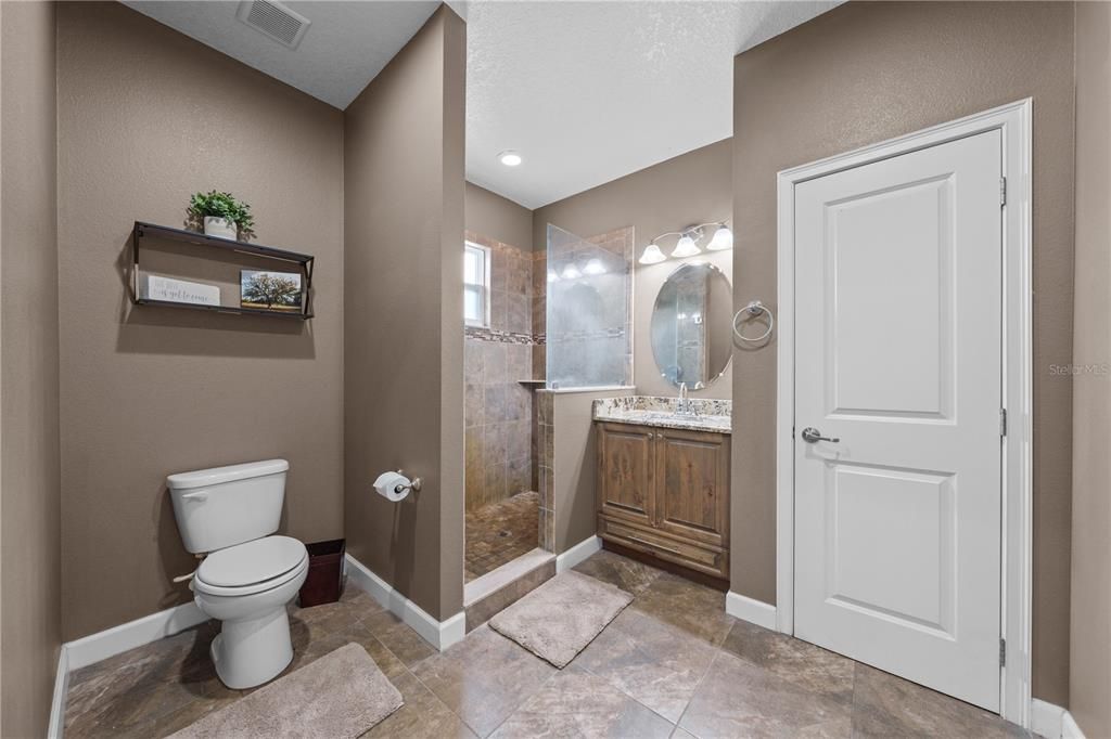 For Sale: $1,699,000 (4 beds, 4 baths, 3350 Square Feet)