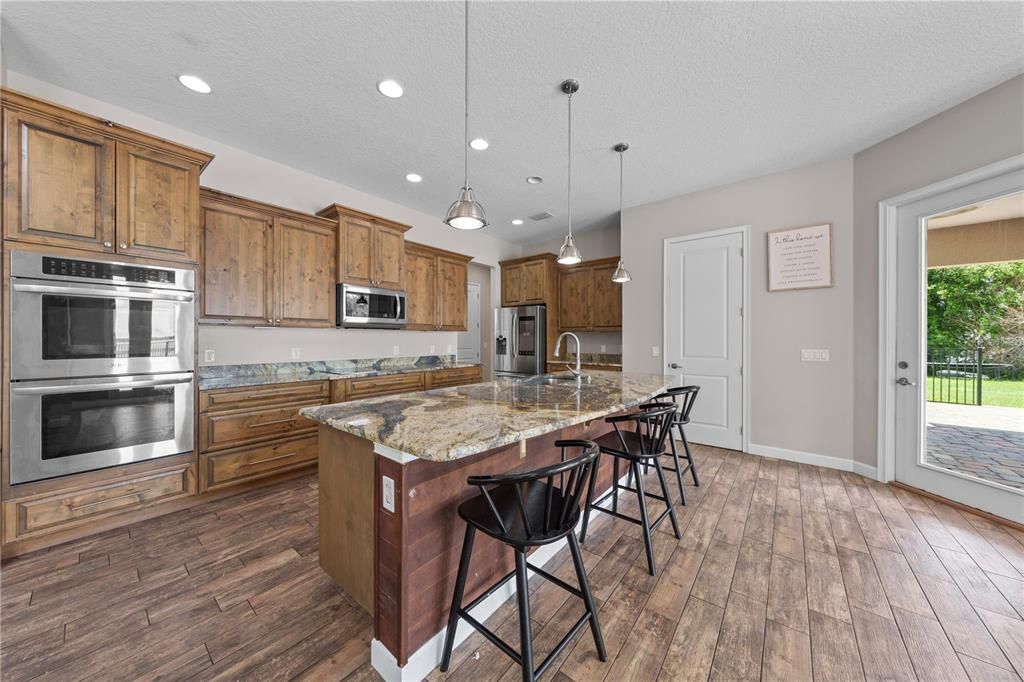 For Sale: $1,699,000 (4 beds, 4 baths, 3350 Square Feet)