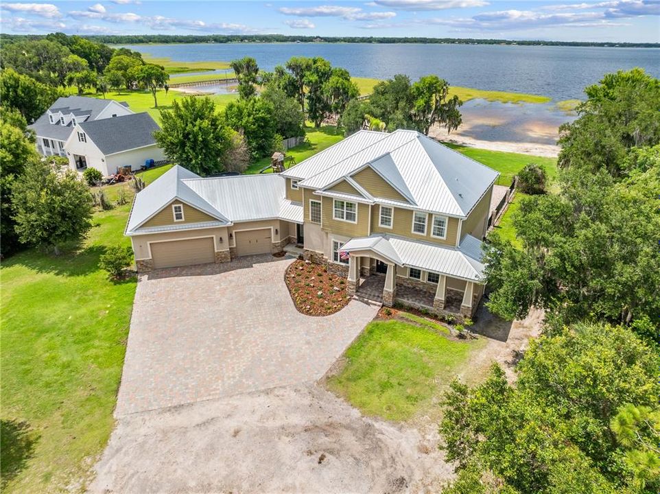 For Sale: $1,699,000 (4 beds, 4 baths, 3350 Square Feet)