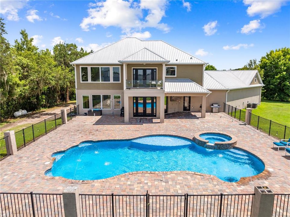 For Sale: $1,699,000 (4 beds, 4 baths, 3350 Square Feet)