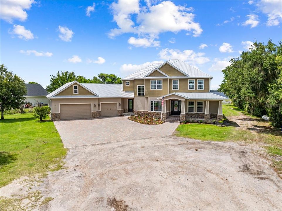 For Sale: $1,699,000 (4 beds, 4 baths, 3350 Square Feet)