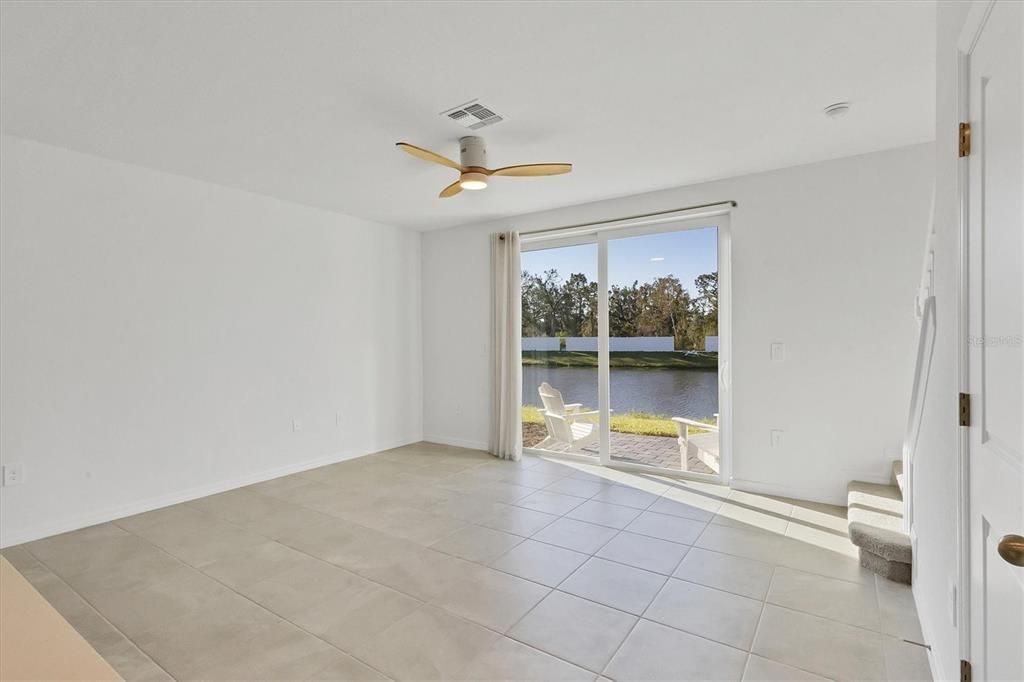En Venta: $259,000 (3 camas, 2 baños, 1352 Pies cuadrados)