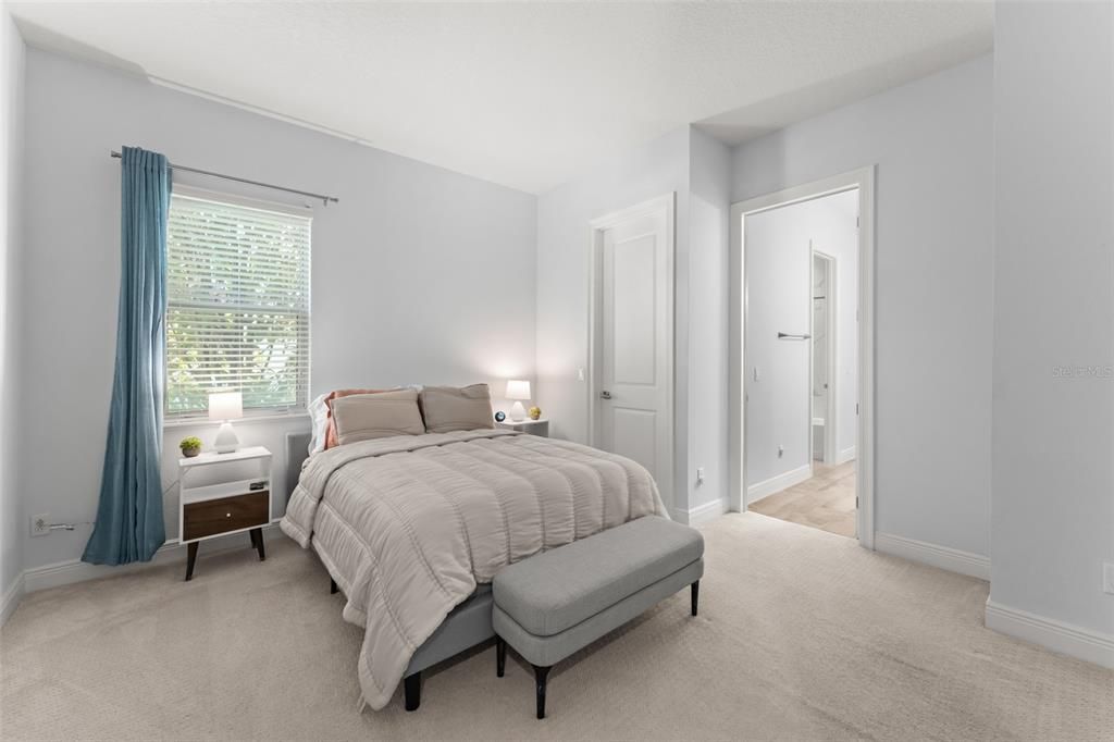 En Venta: $1,450,000 (4 camas, 3 baños, 3086 Pies cuadrados)