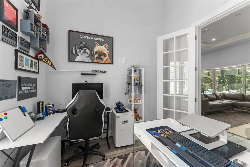 En Venta: $1,450,000 (4 camas, 3 baños, 3086 Pies cuadrados)