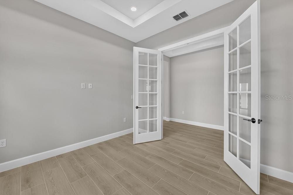 En Venta: $703,224 (3 camas, 3 baños, 2085 Pies cuadrados)
