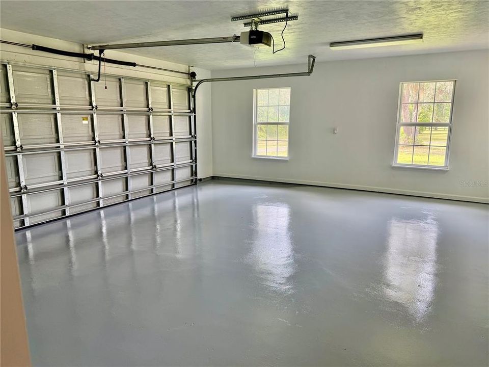 For Sale: $750,000 (3 beds, 2 baths, 1764 Square Feet)