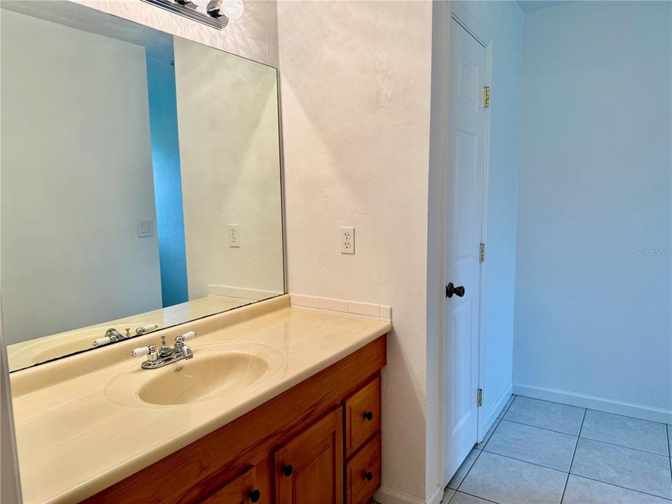 For Sale: $750,000 (3 beds, 2 baths, 1764 Square Feet)