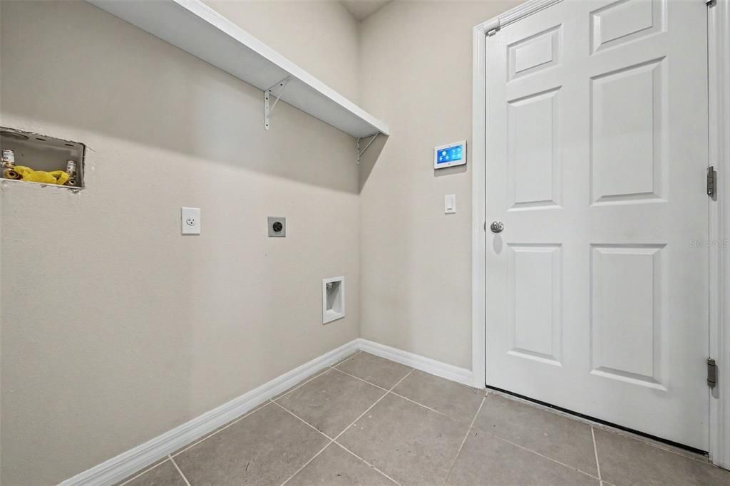 For Sale: $325,000 (4 beds, 2 baths, 2170 Square Feet)