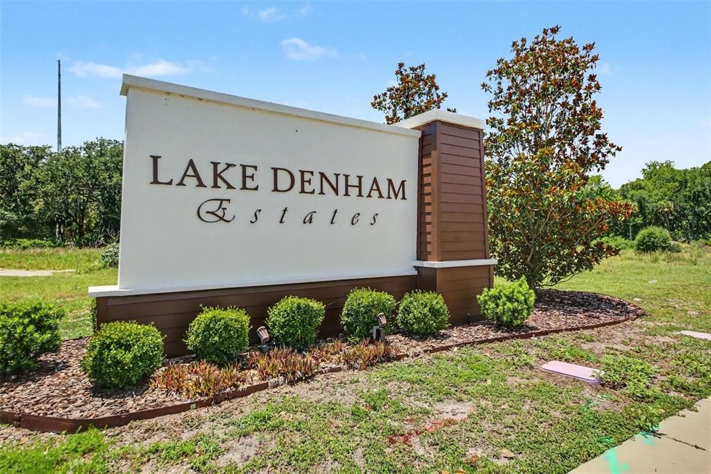 For Sale: $325,000 (4 beds, 2 baths, 2170 Square Feet)
