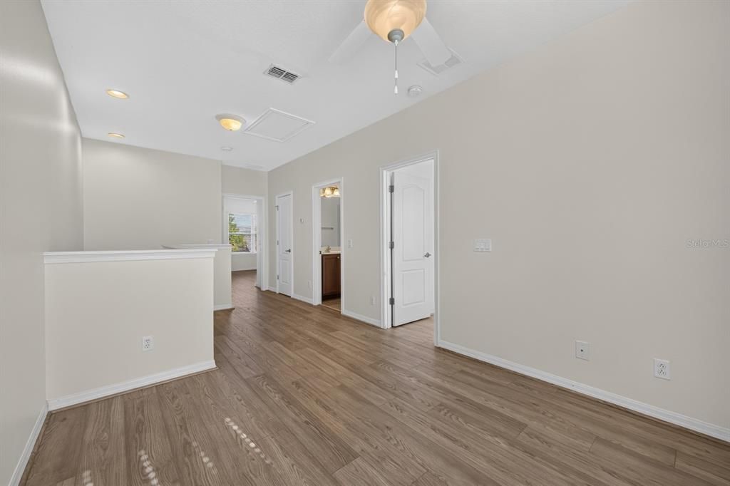 For Rent: $2,400 (2 beds, 2 baths, 1250 Square Feet)