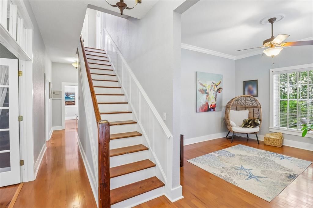 For Sale: $799,000 (5 beds, 2 baths, 3714 Square Feet)