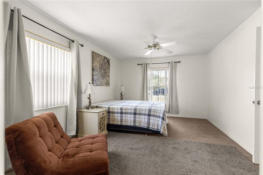 For Rent: $1,600 (2 beds, 2 baths, 1070 Square Feet)