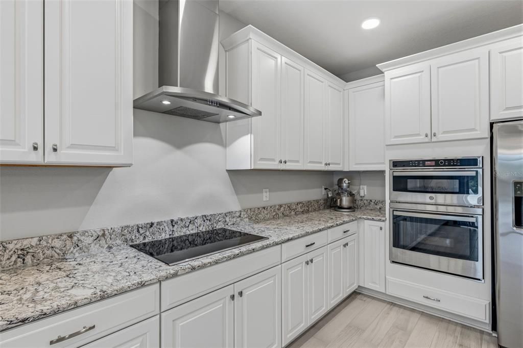 For Sale: $649,000 (5 beds, 4 baths, 3155 Square Feet)