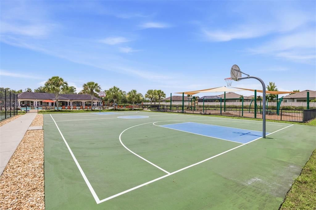 For Sale: $649,000 (5 beds, 4 baths, 3155 Square Feet)