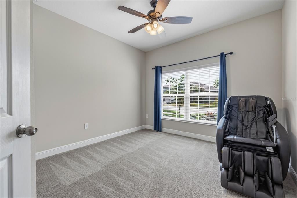For Sale: $649,000 (5 beds, 4 baths, 3155 Square Feet)