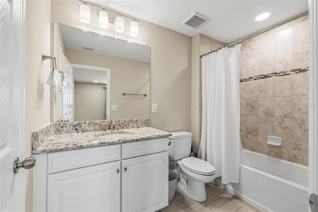 For Sale: $649,000 (5 beds, 4 baths, 3155 Square Feet)