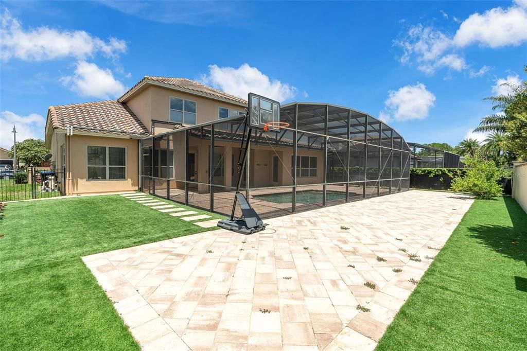 На продажу: $1,300,000 (5 спален, 4 ванн, 3835 Квадратных фут)