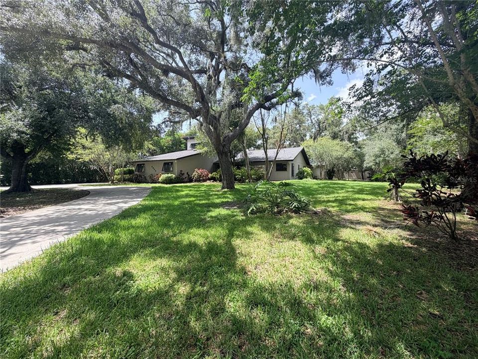 En Venta: $1,249,000 (4 camas, 3 baños, 3488 Pies cuadrados)