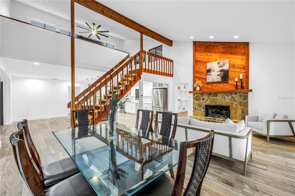 En Venta: $1,249,000 (4 camas, 3 baños, 3488 Pies cuadrados)
