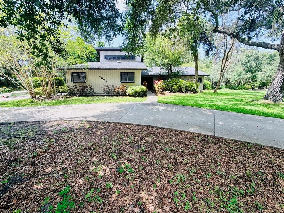 En Venta: $1,249,000 (4 camas, 3 baños, 3488 Pies cuadrados)