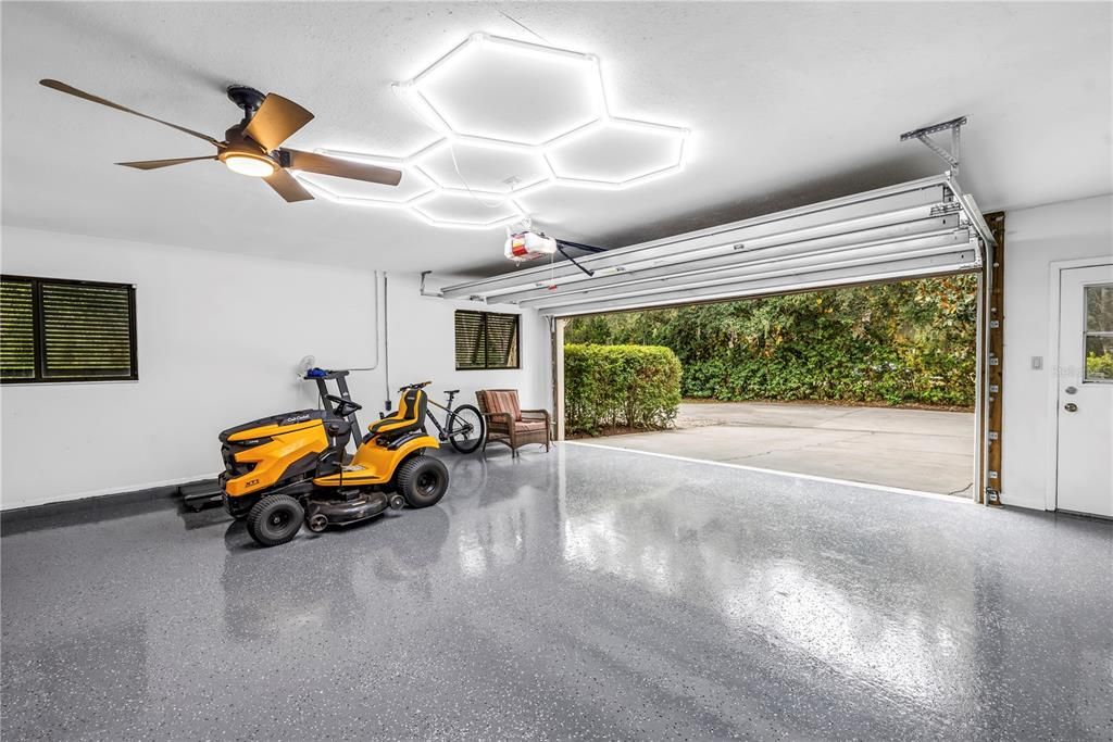 En Venta: $1,249,000 (4 camas, 3 baños, 3488 Pies cuadrados)