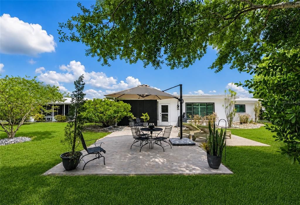 For Sale: $394,500 (2 beds, 2 baths, 1410 Square Feet)