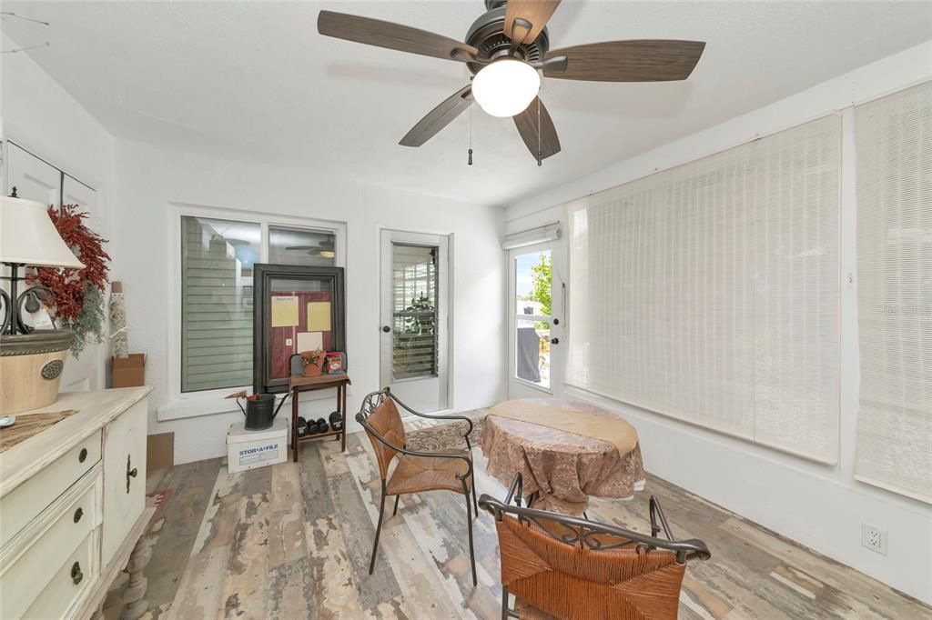 For Sale: $394,500 (2 beds, 2 baths, 1410 Square Feet)