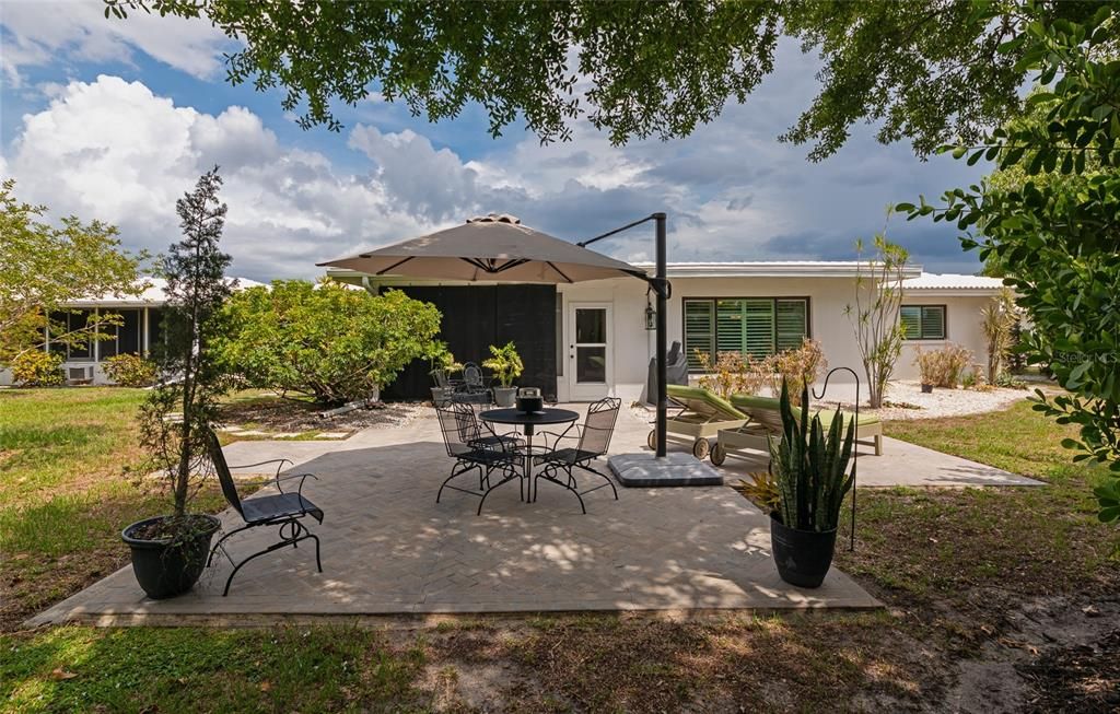 For Sale: $394,500 (2 beds, 2 baths, 1410 Square Feet)