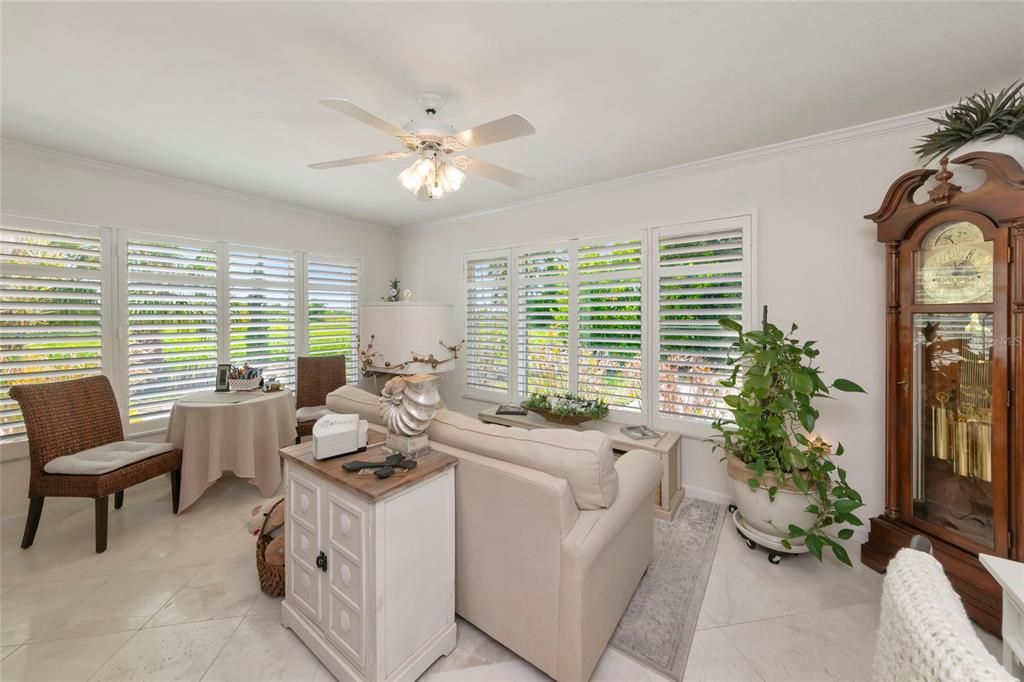 For Sale: $394,500 (2 beds, 2 baths, 1410 Square Feet)