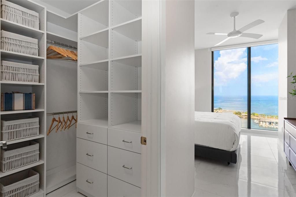 For Sale: $1,795,000 (2 beds, 2 baths, 1522 Square Feet)