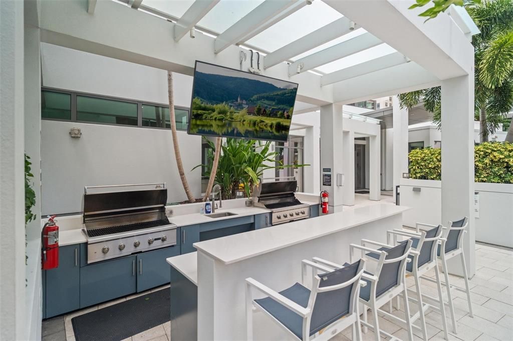 For Sale: $1,795,000 (2 beds, 2 baths, 1522 Square Feet)