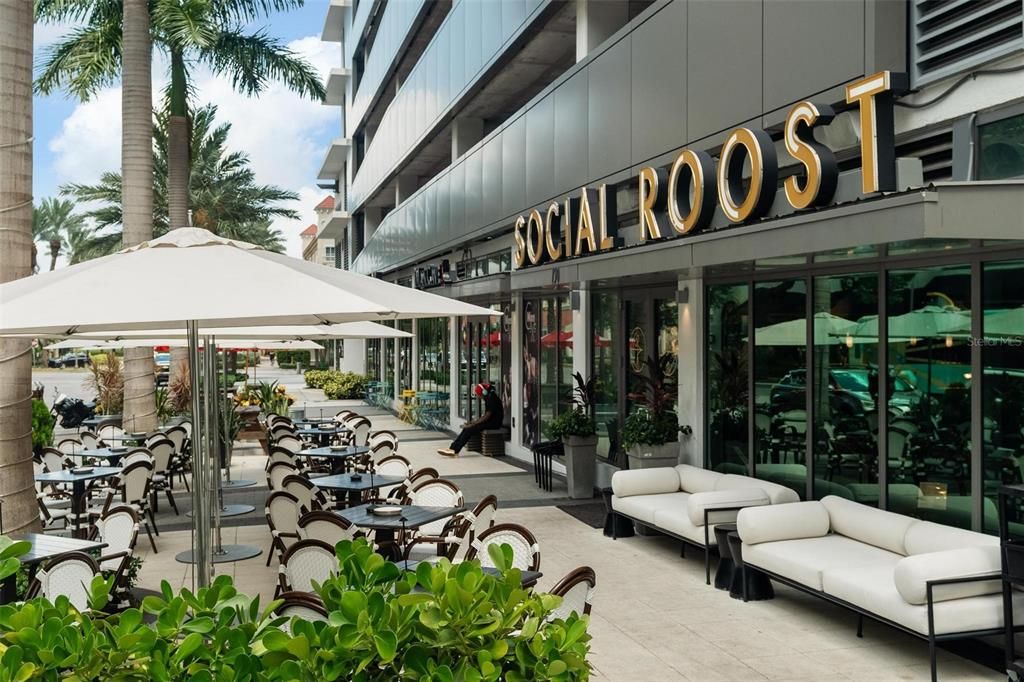 For Sale: $1,795,000 (2 beds, 2 baths, 1522 Square Feet)