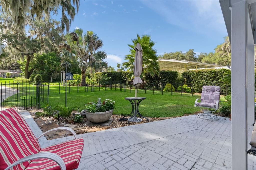 En Venta: $899,900 (3 camas, 2 baños, 2606 Pies cuadrados)