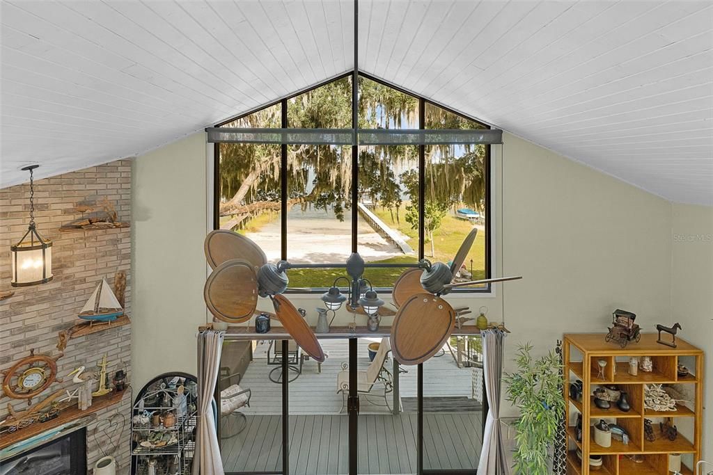 En Venta: $899,900 (3 camas, 2 baños, 2606 Pies cuadrados)