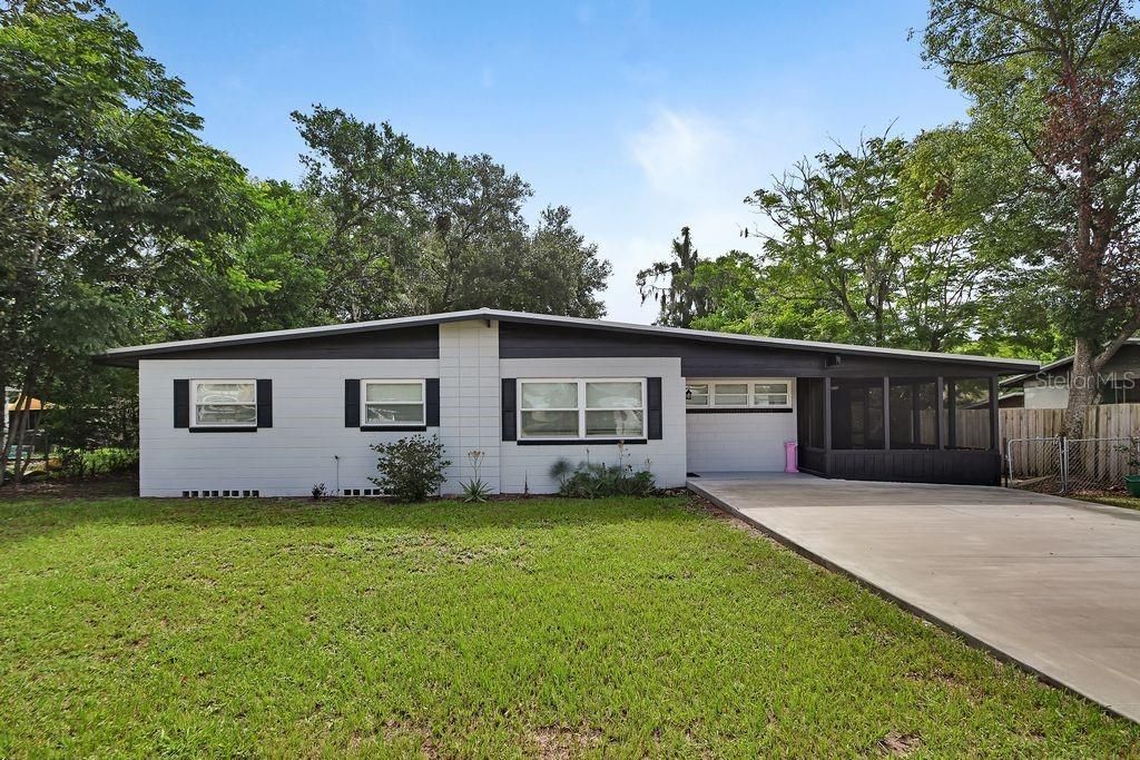 For Sale: $269,900 (3 beds, 1 baths, 1054 Square Feet)