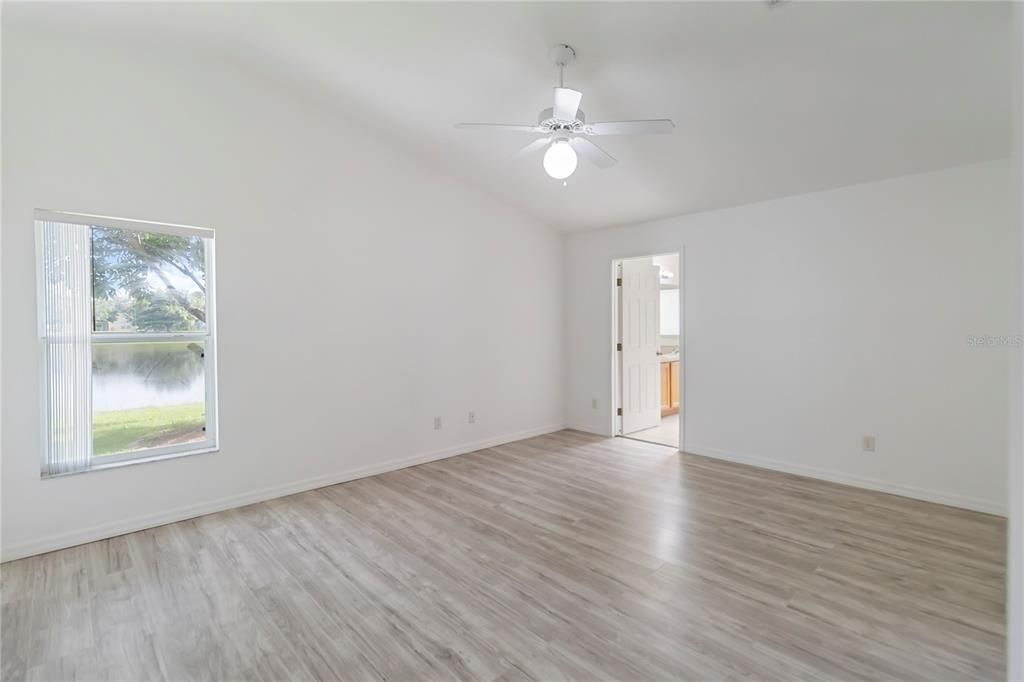 For Rent: $2,800 (4 beds, 2 baths, 1875 Square Feet)