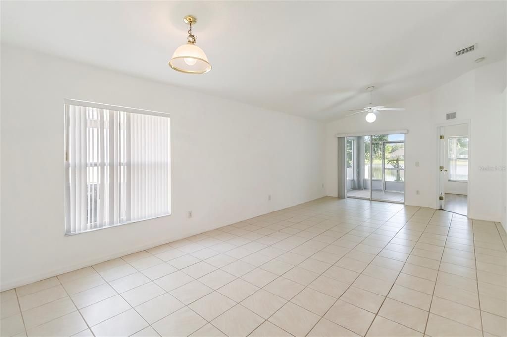 For Rent: $2,800 (4 beds, 2 baths, 1875 Square Feet)