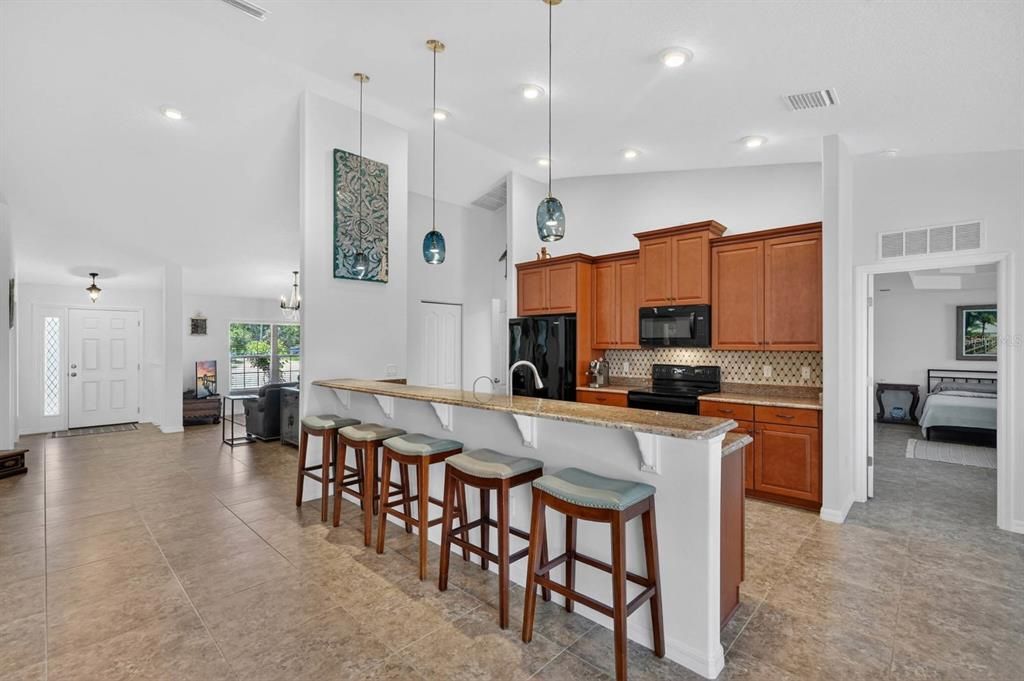 En Venta: $514,900 (4 camas, 3 baños, 2465 Pies cuadrados)