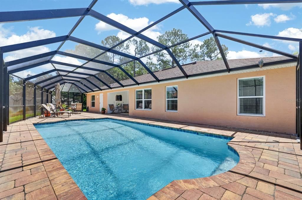 En Venta: $514,900 (4 camas, 3 baños, 2465 Pies cuadrados)