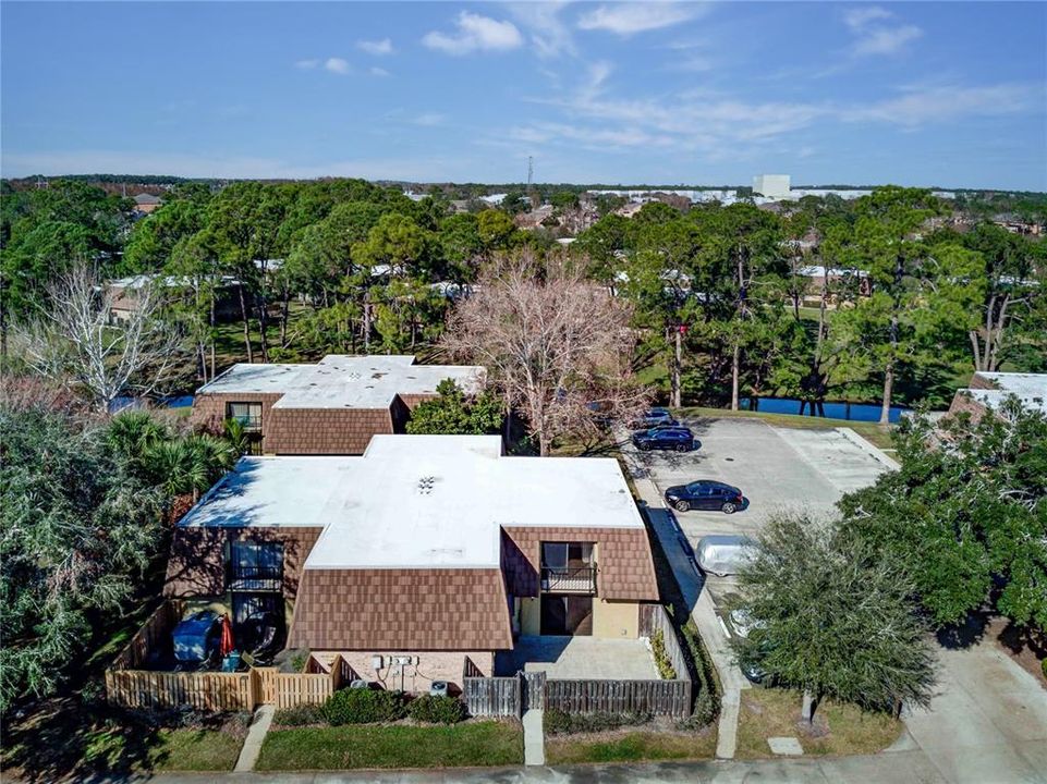 For Sale: $230,000 (2 beds, 2 baths, 1285 Square Feet)