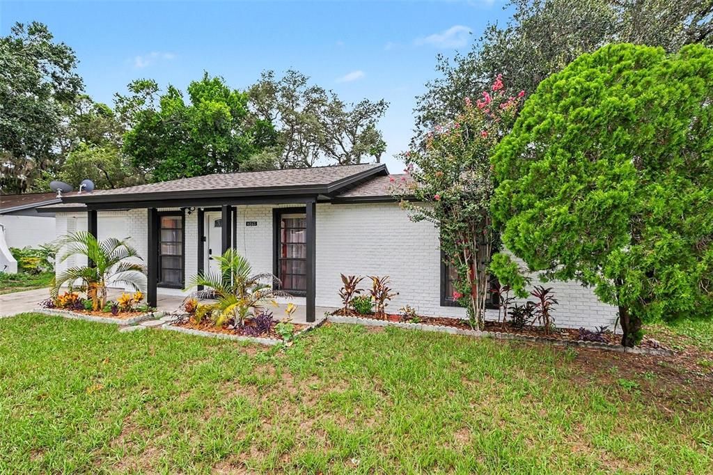 En Venta: $449,900 (3 camas, 2 baños, 988 Pies cuadrados)