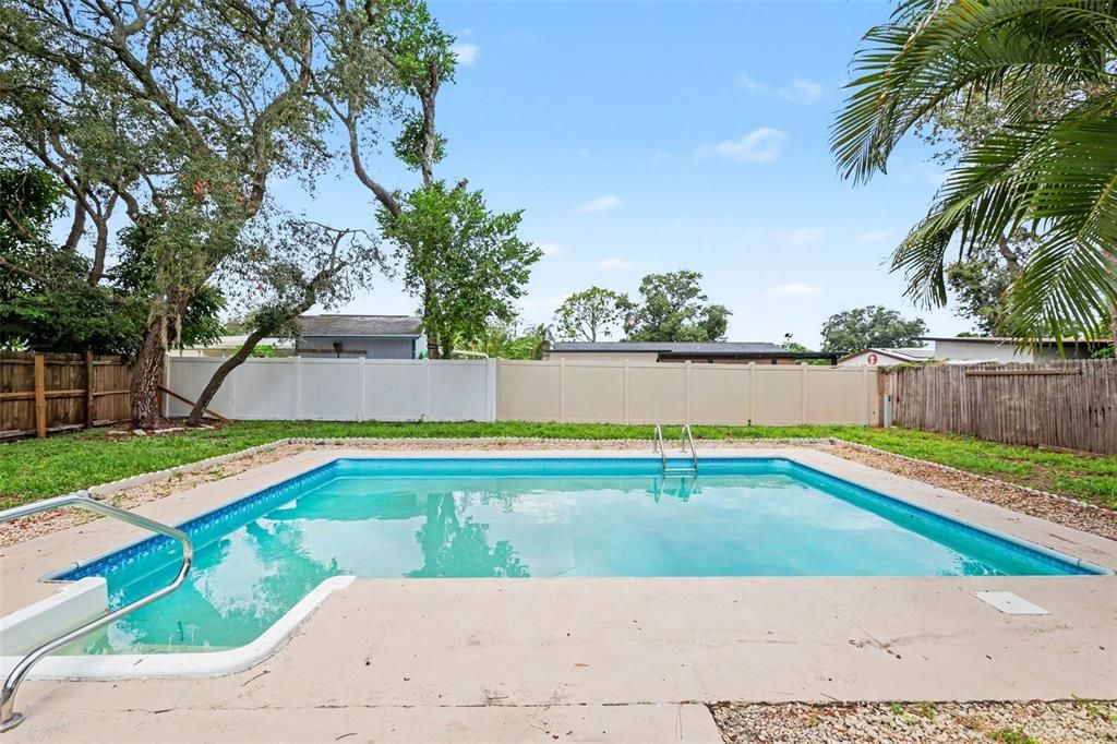 En Venta: $449,900 (3 camas, 2 baños, 988 Pies cuadrados)