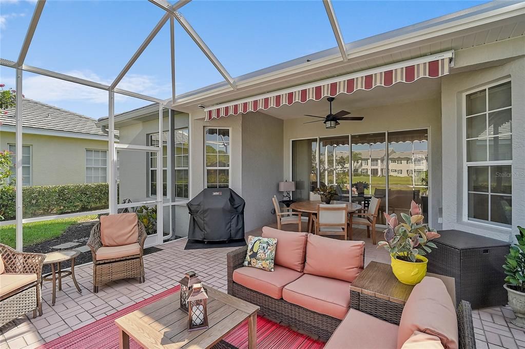 Active With Contract: $449,000 (3 beds, 3 baths, 2216 Square Feet)