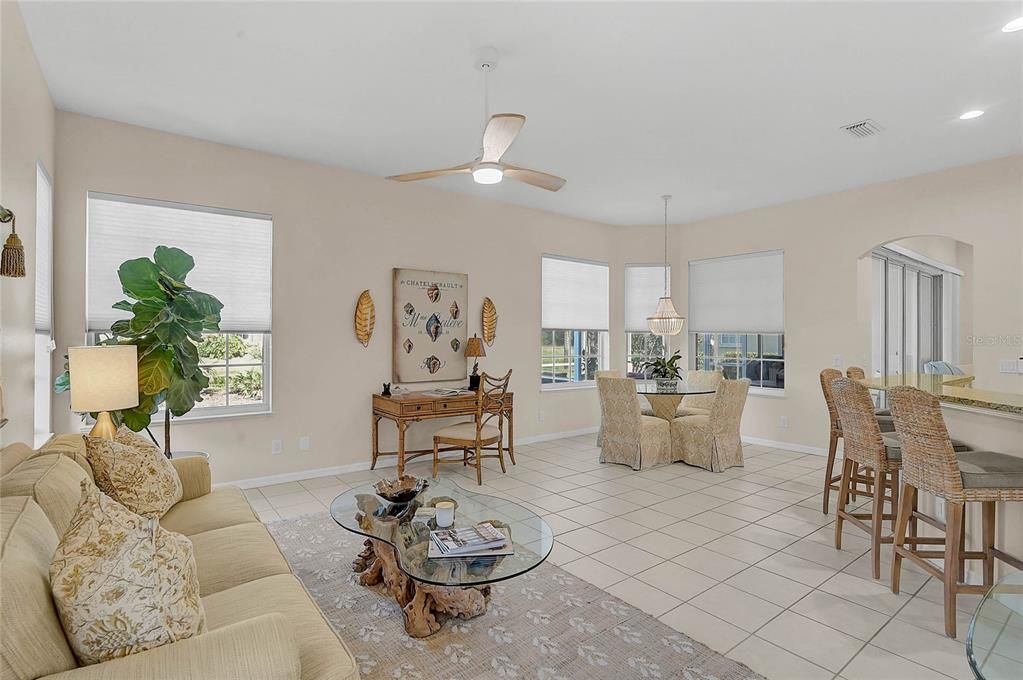 Active With Contract: $449,000 (3 beds, 3 baths, 2216 Square Feet)