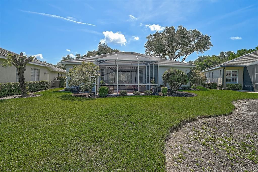 Active With Contract: $449,000 (3 beds, 3 baths, 2216 Square Feet)