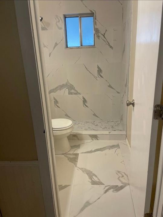 В аренду: $1,800 (2 спален, 2 ванн, 924 Квадратных фут)