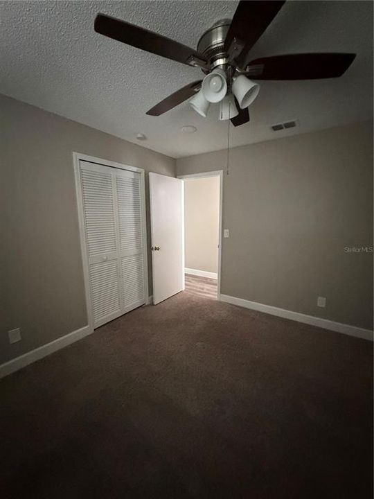 В аренду: $2,650 (3 спален, 2 ванн, 1301 Квадратных фут)