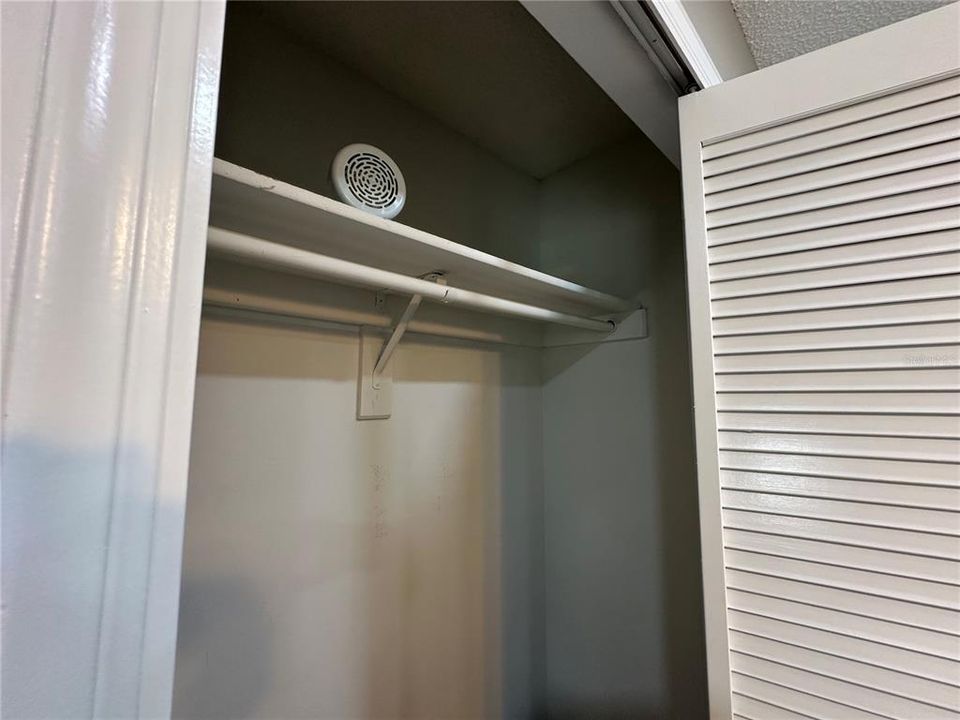 В аренду: $2,650 (3 спален, 2 ванн, 1301 Квадратных фут)