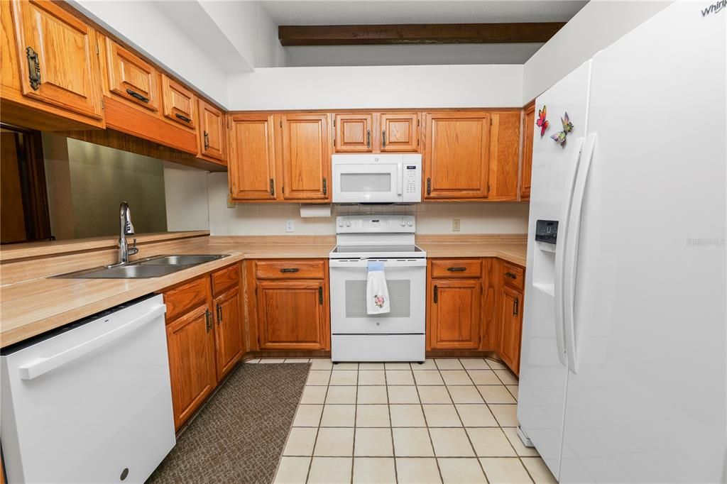 For Sale: $359,000 (3 beds, 2 baths, 2055 Square Feet)